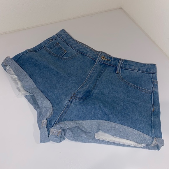 Jean shorts - Picture 1 of 3